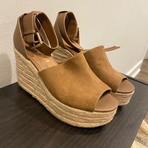 Espadrille wedges